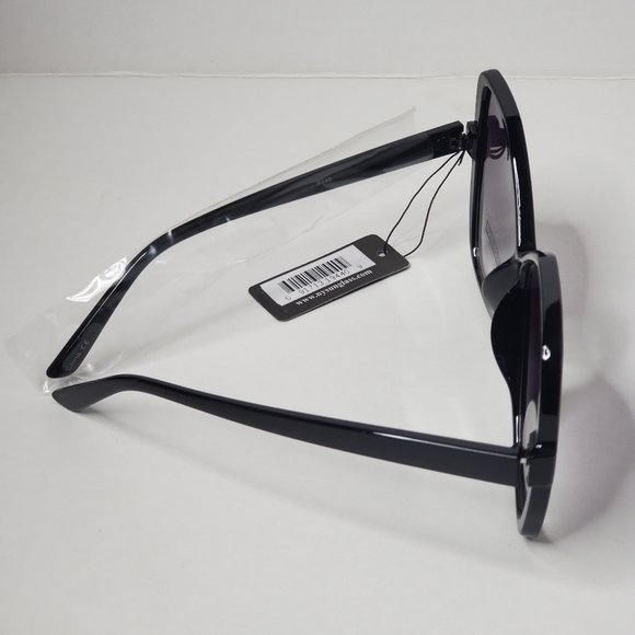 NY Sunglasses - Picture 8 of 10